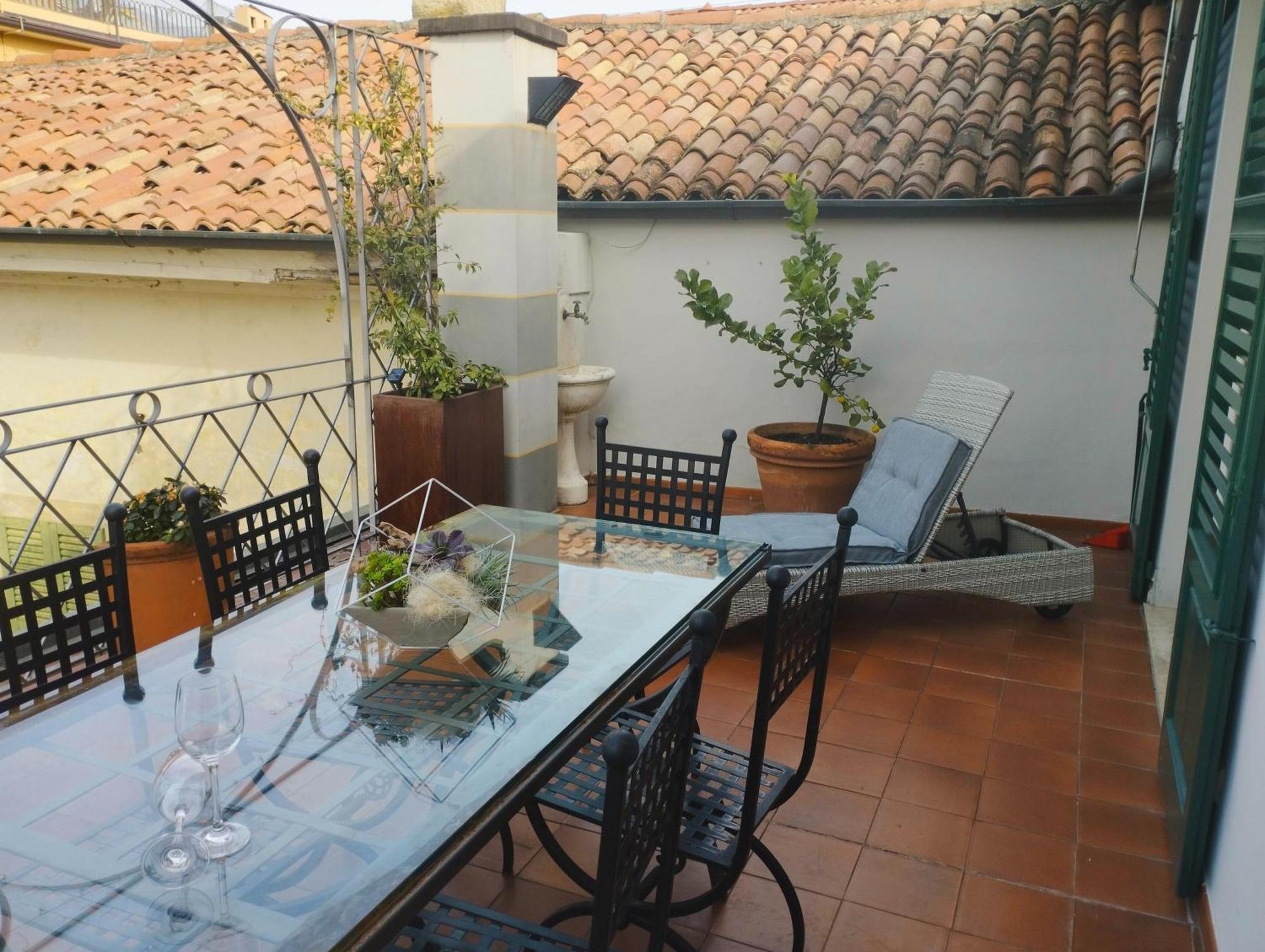 Dimora Storica Vicolo Del Volto Apartment Iseo Ngoại thất bức ảnh