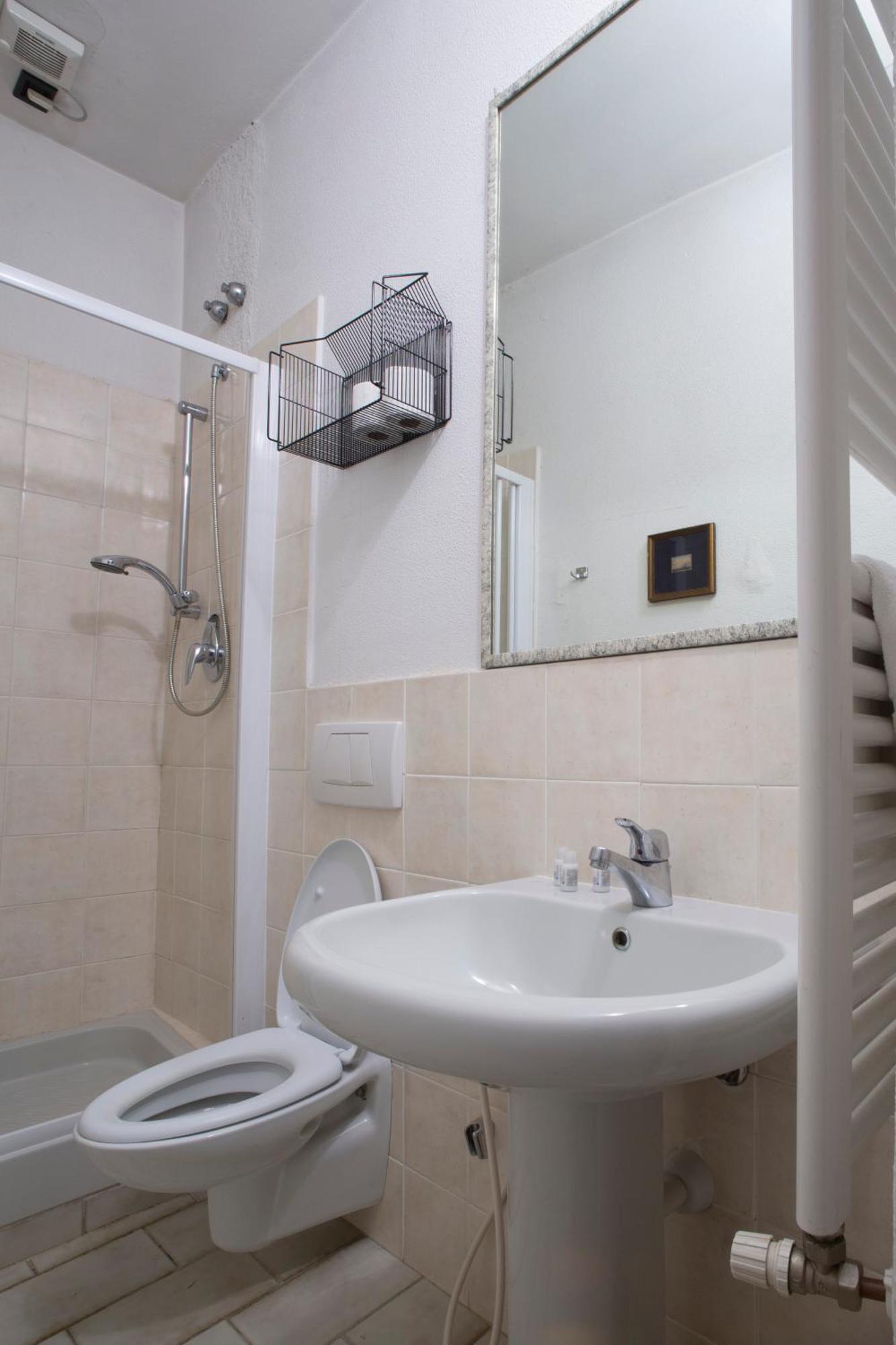 Dimora Storica Vicolo Del Volto Apartment Iseo Ngoại thất bức ảnh